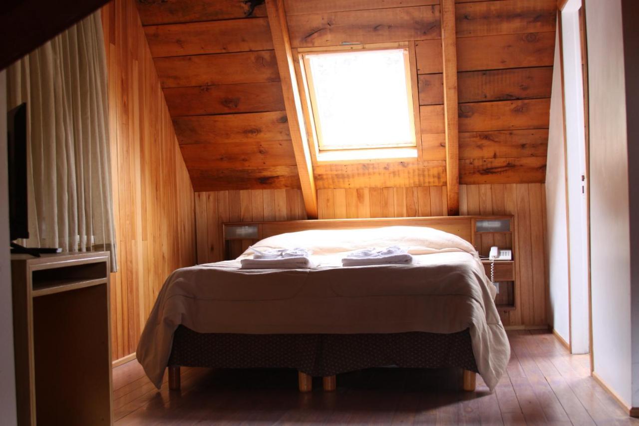 Wesley House Hosteria Boutique San Martín de los Andes Exteriör bild