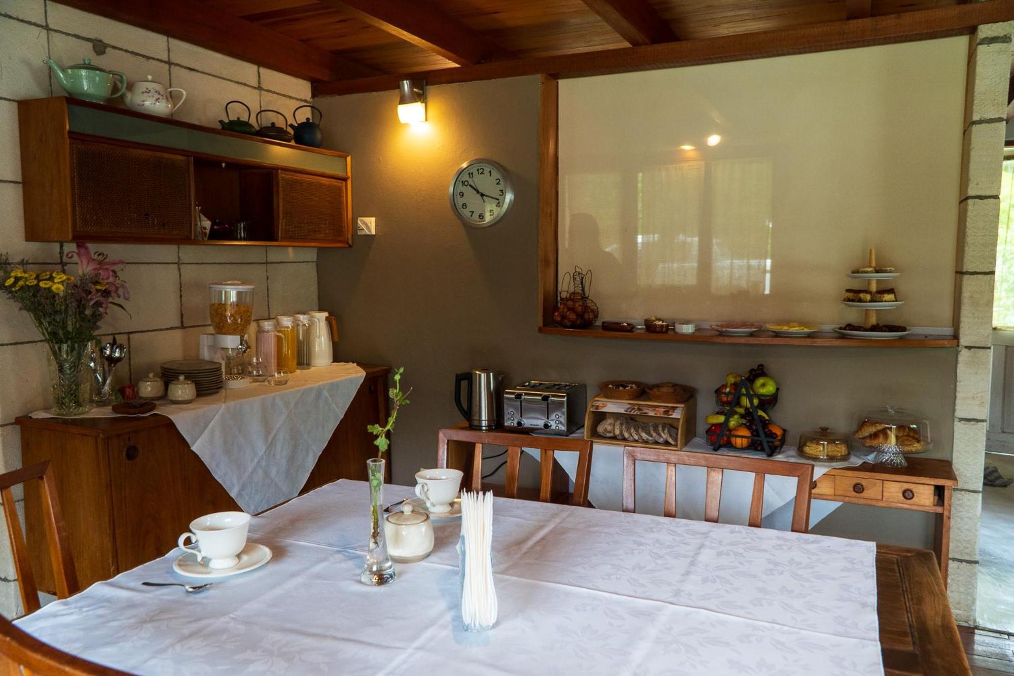 Wesley House Hosteria Boutique San Martín de los Andes Exteriör bild